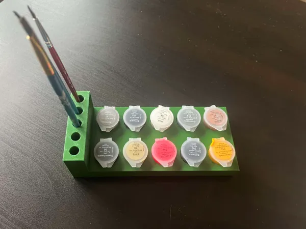 Présentoir peintures Revell