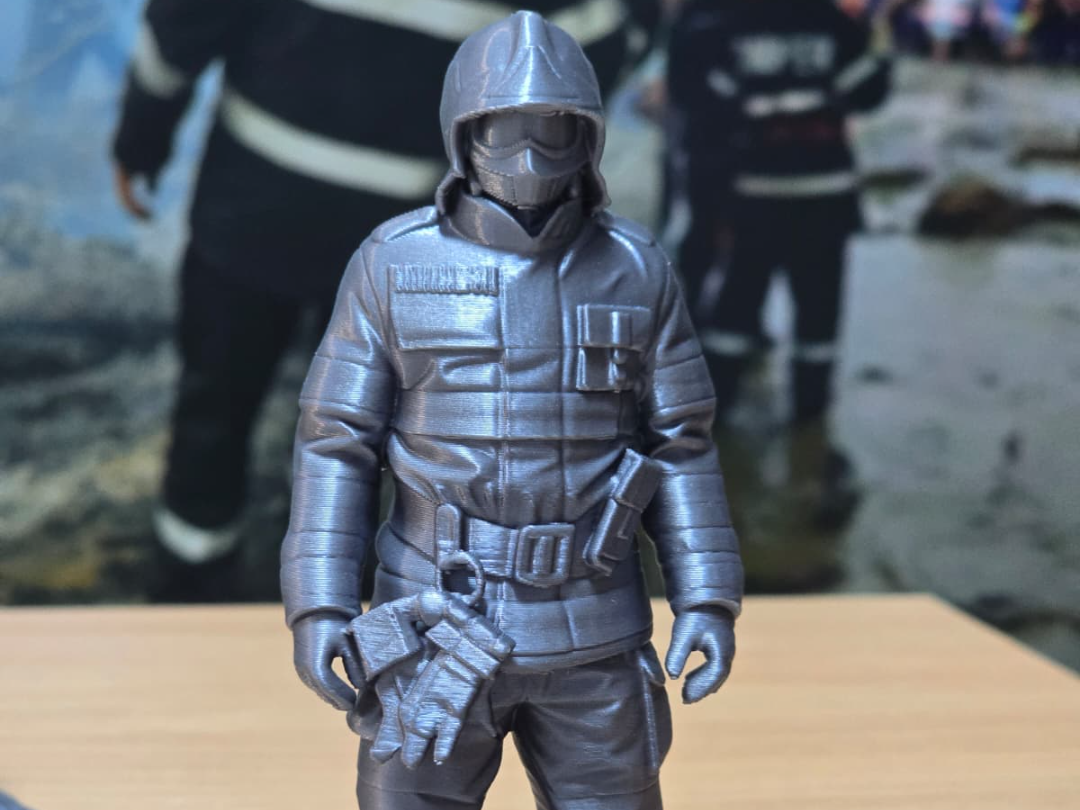 Firefighter figurine V2