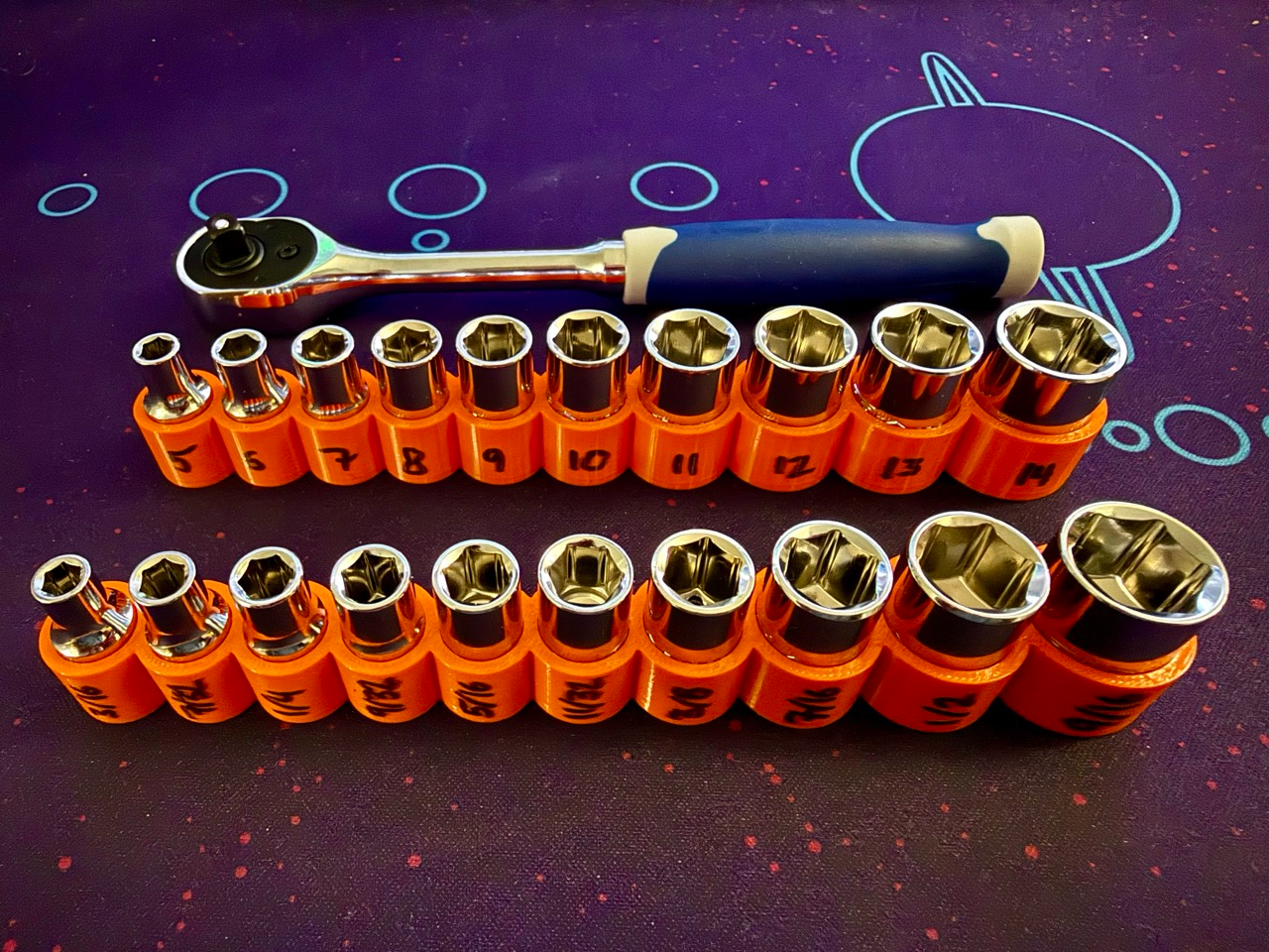 Quinn 1/4" Chrome Socket Set Holder (TPU)