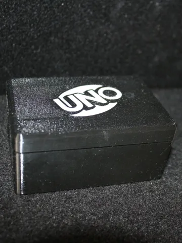 Caja o estuche: UNO Box — vista de referencia 2