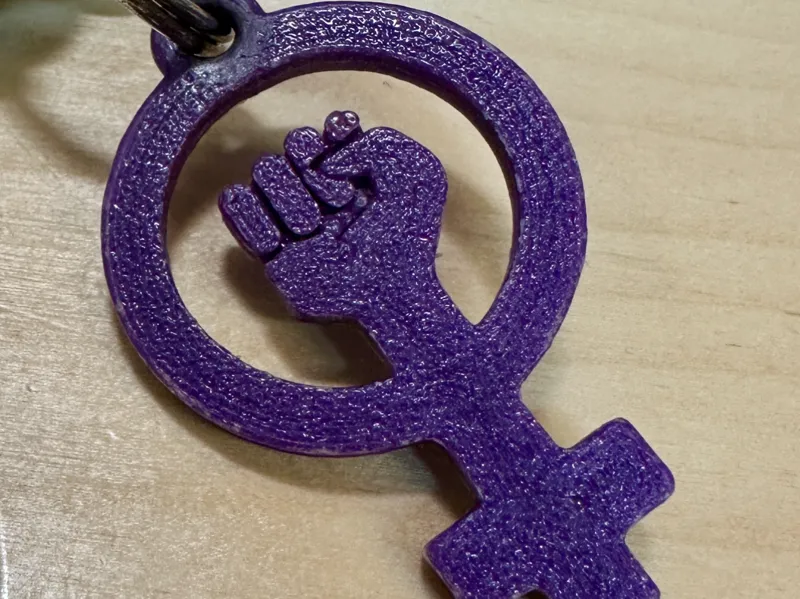 8M keychain