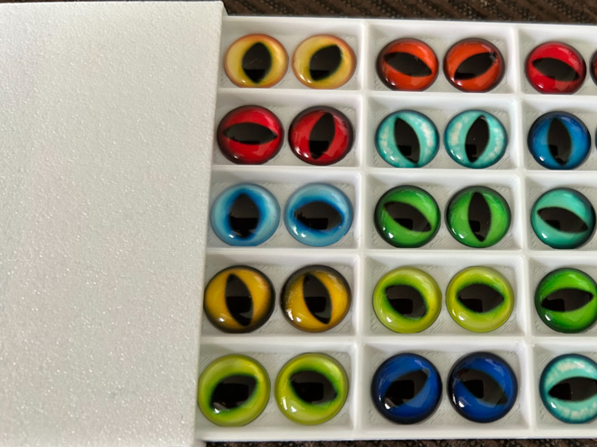 12mm glass/resin eye box