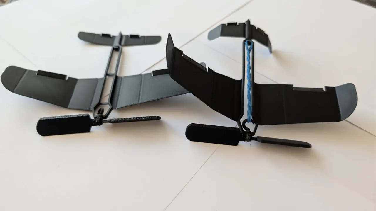 Rubber Band Powered Plane – Adjustable Wings view 2