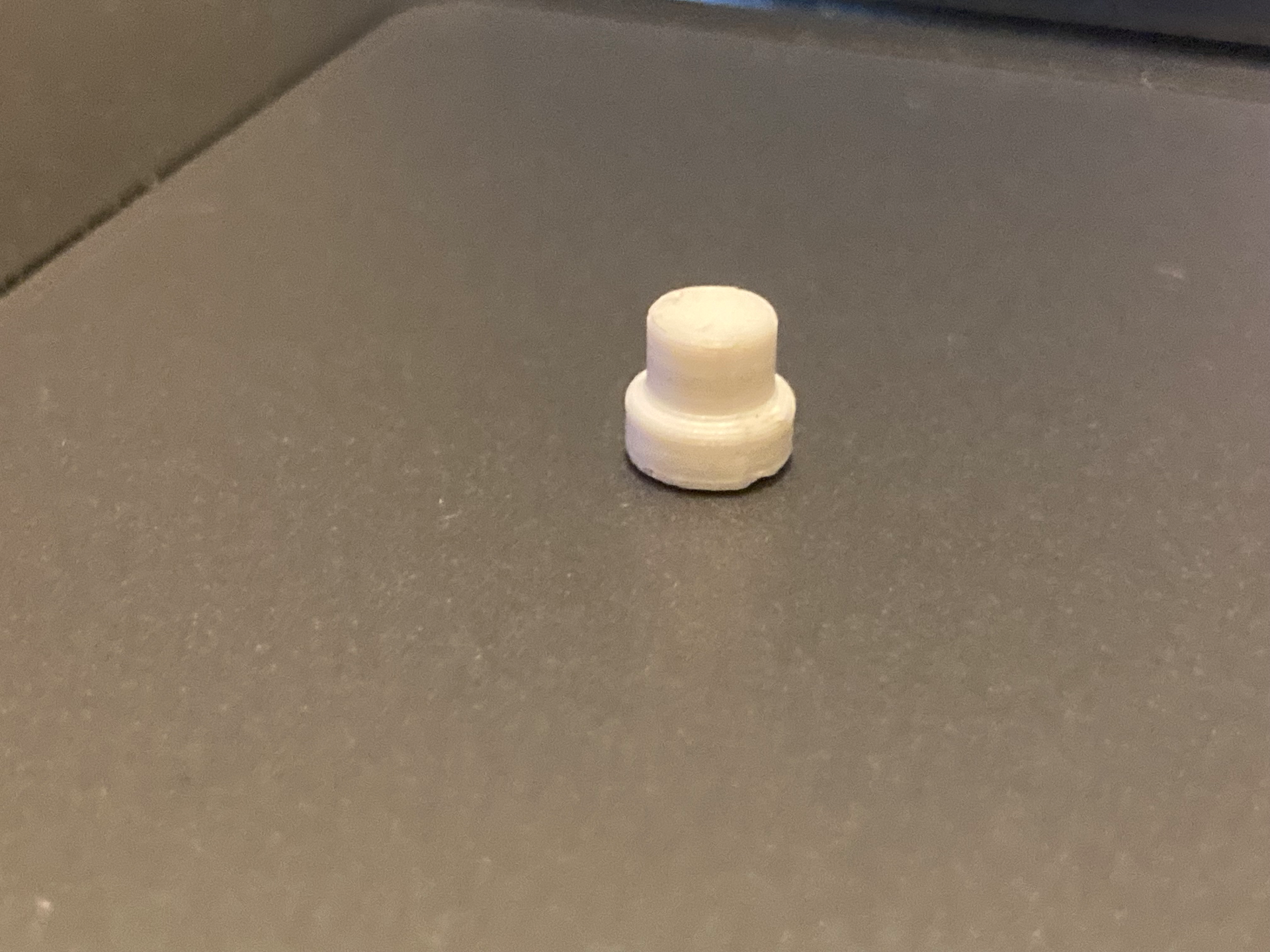 Single AMS dustproof cap.