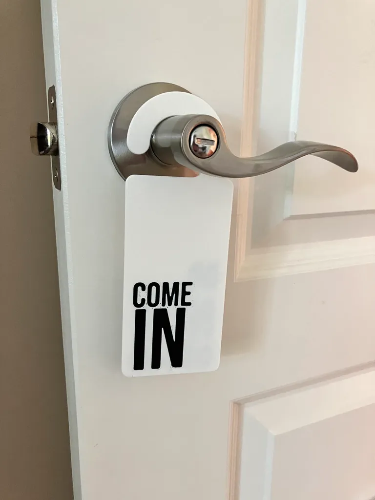 Hotel Style Door Sign - Door Sign - Do Not Disturb - Free 3D Print ...