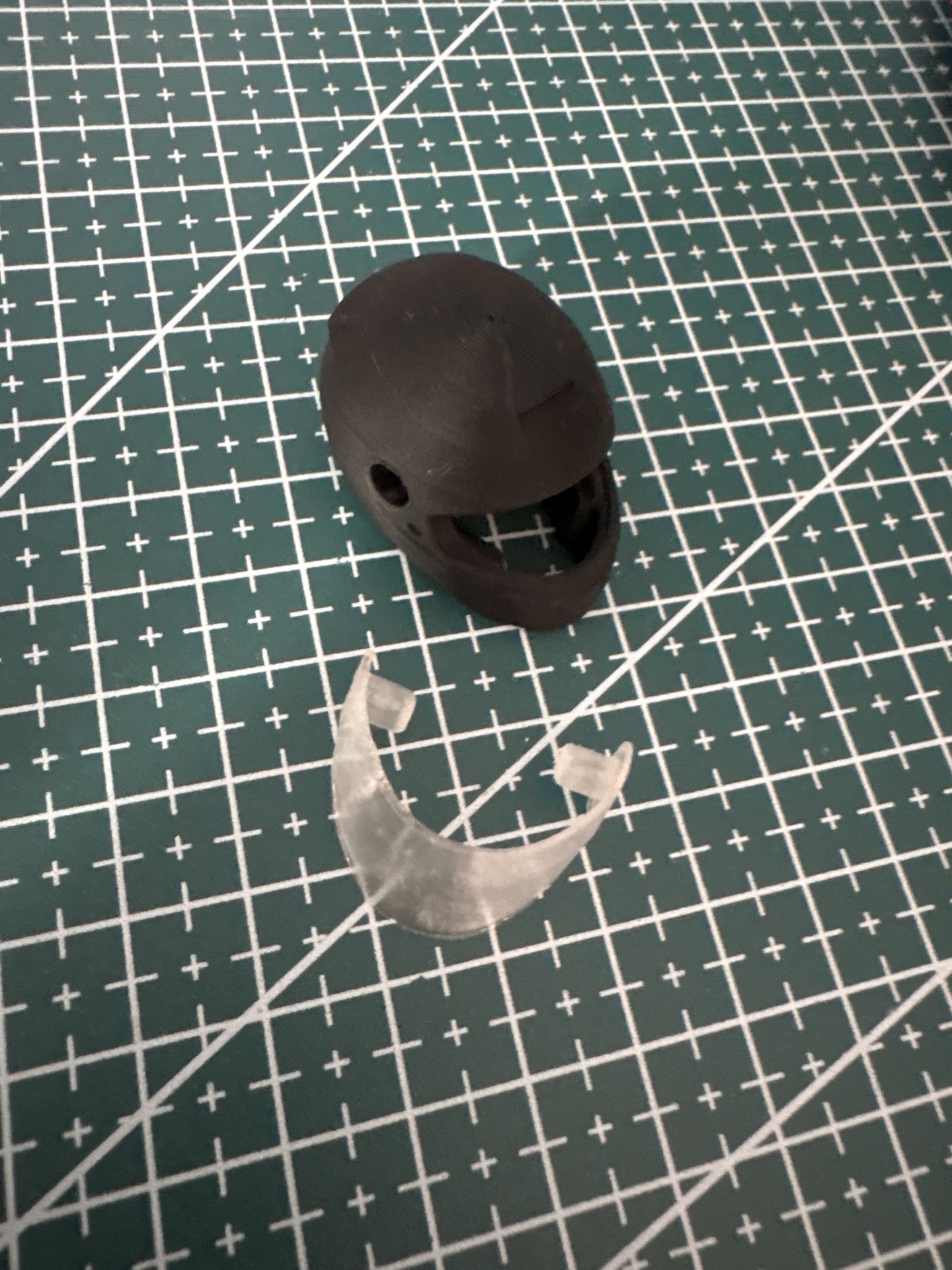 Miniatura 2 do modelo 3D Helmet Keychain