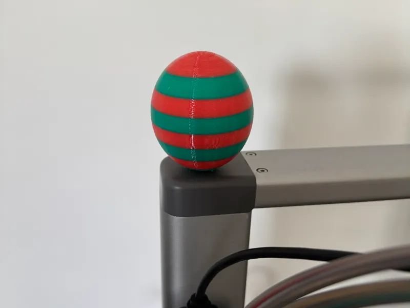 Dual colour Easter egg