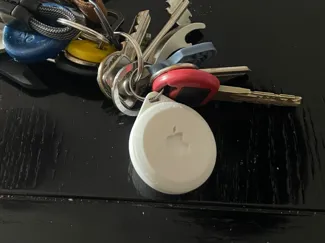 TwistyTag – Secure Threaded AirTag Keychain Case