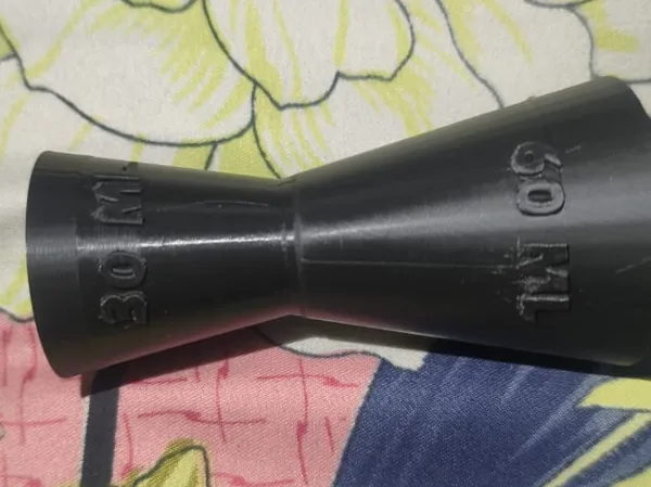 Doseur gradué 30/60 ml