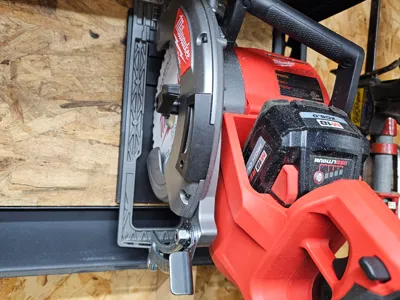 Milwaukee worm gear saw hanger