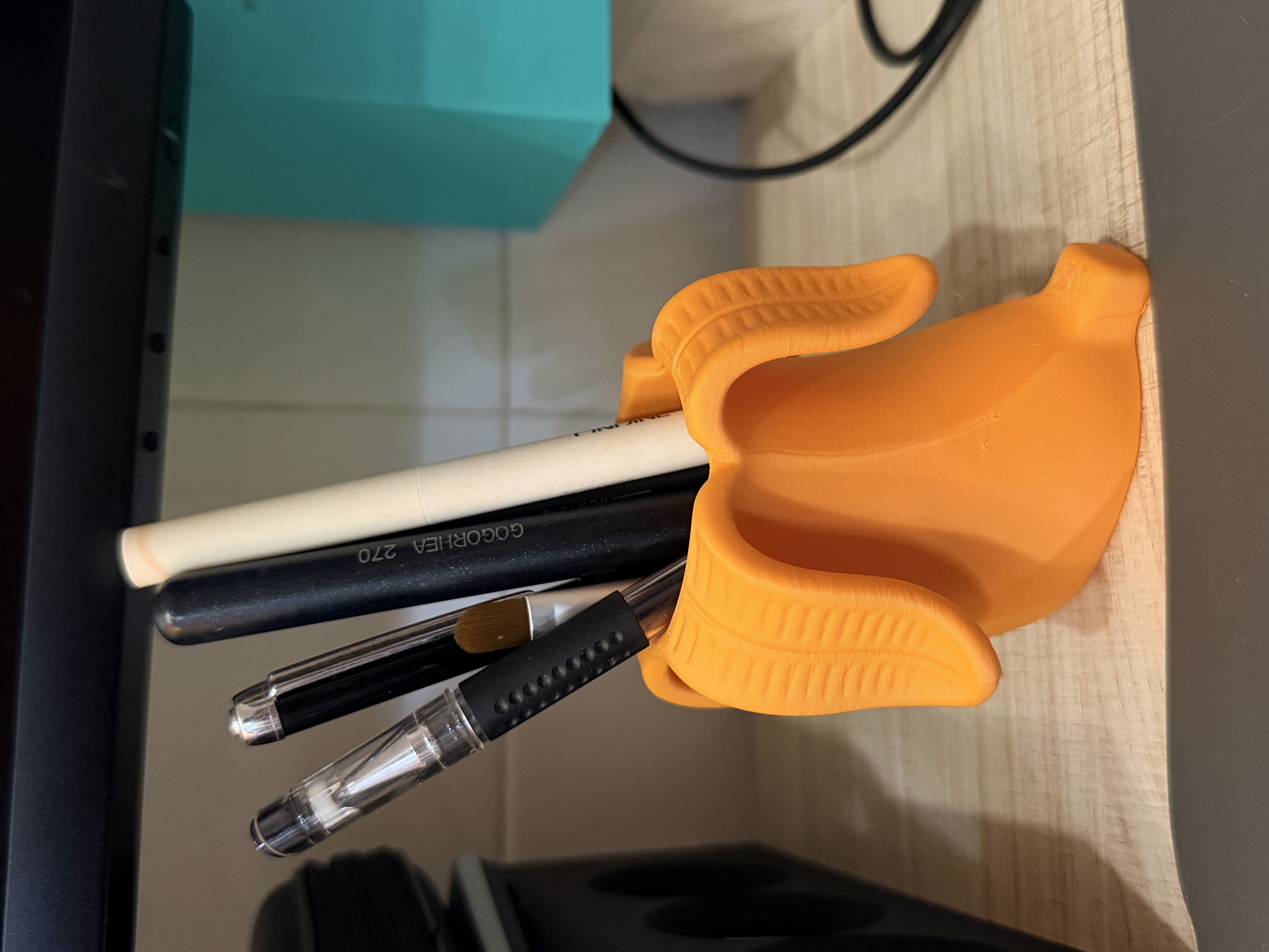 Miniatura 3 do modelo 3D 香蕉造型容器