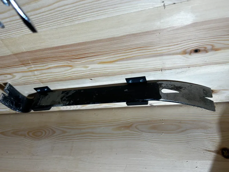 Flat Pry Bar Wall mount