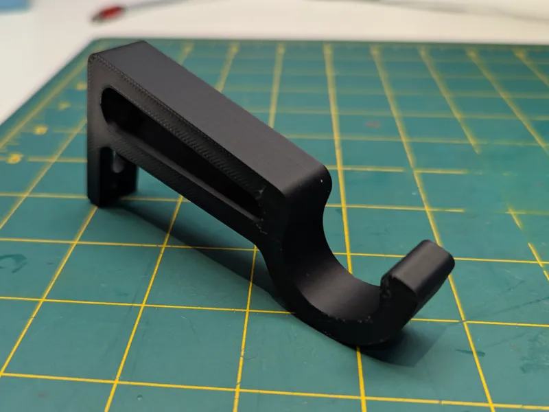 Curtain Hanger 