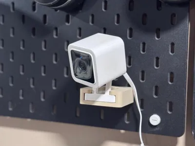 Skadis Wyze camera mount