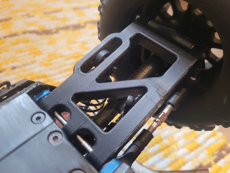 Rival MT10 Front a arms