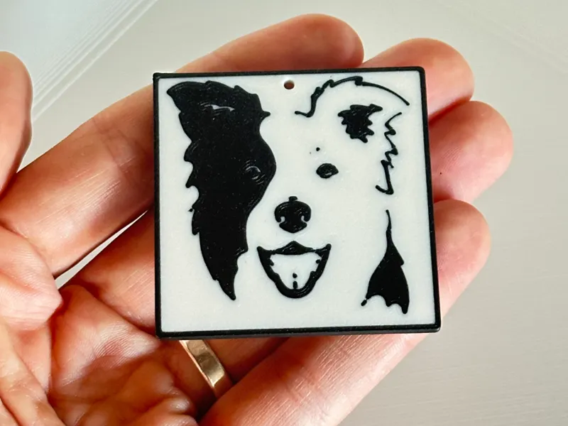 Border collie keychain square