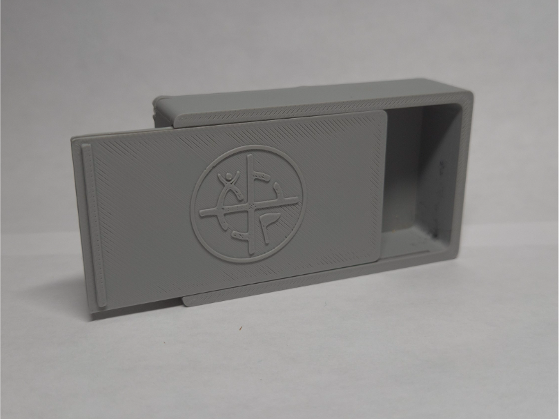 Geocache magnetic slide box