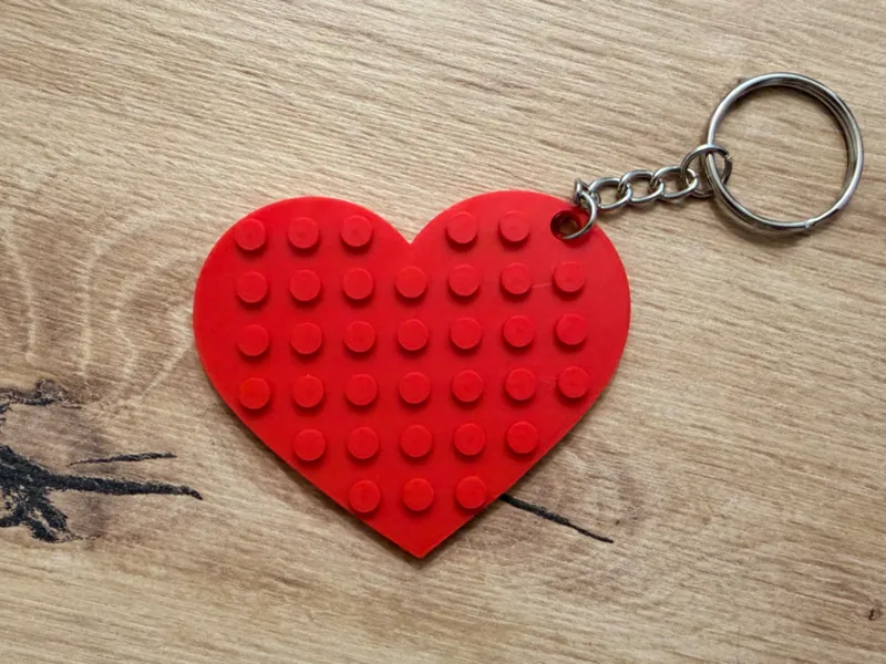 Heart Keychain – Minimalist Brick-Style