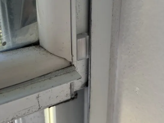 Window Retainer and Alignment Clip