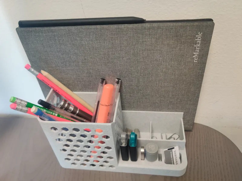Desk Organizer - Remarkable or PC Slot