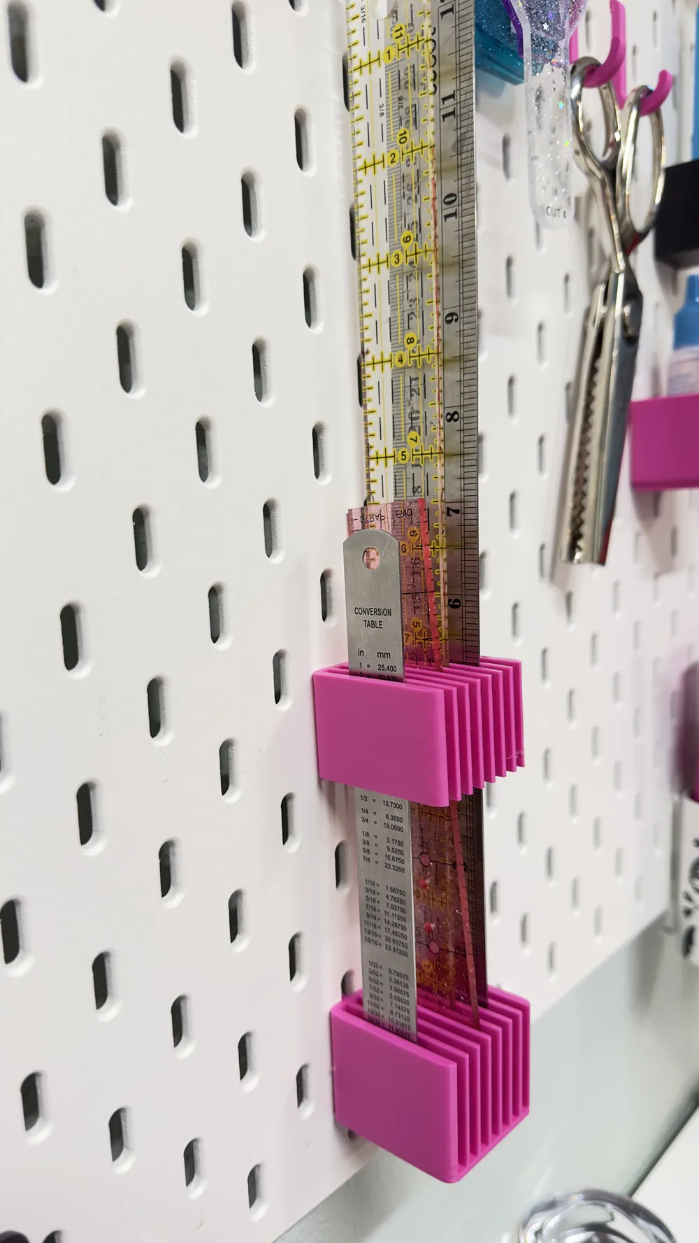 Skadis Vertical Ruler Holder, Small Rulers - Free 3D Print Model ...
