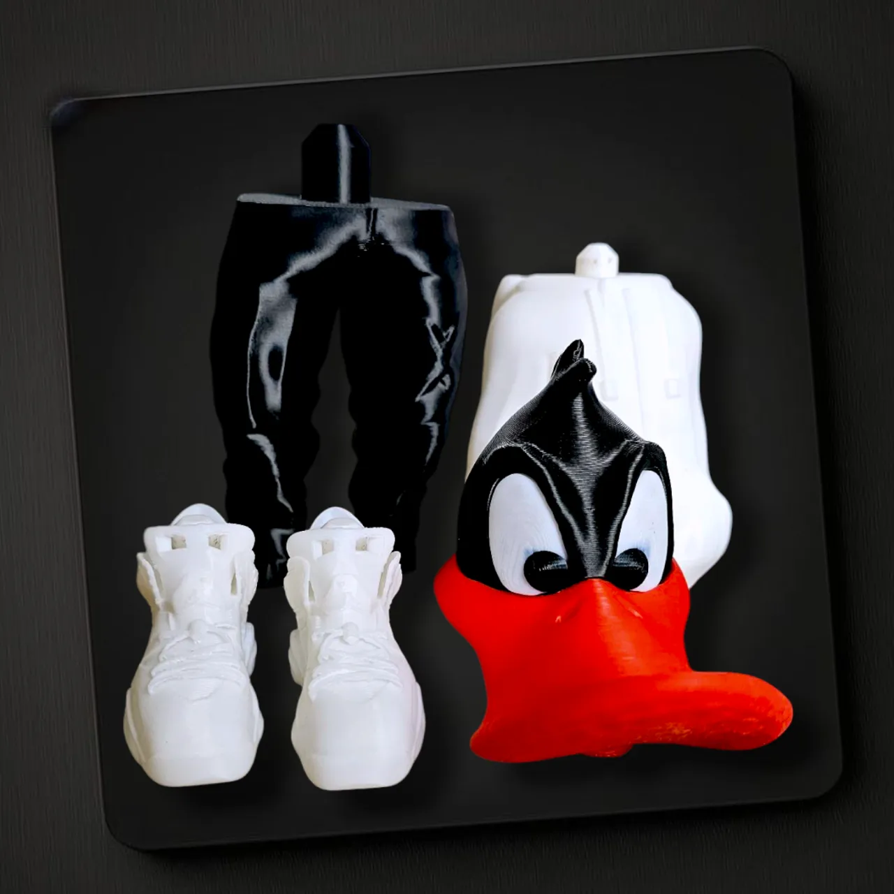 Urban Style Daffy Duck Articulated view 2