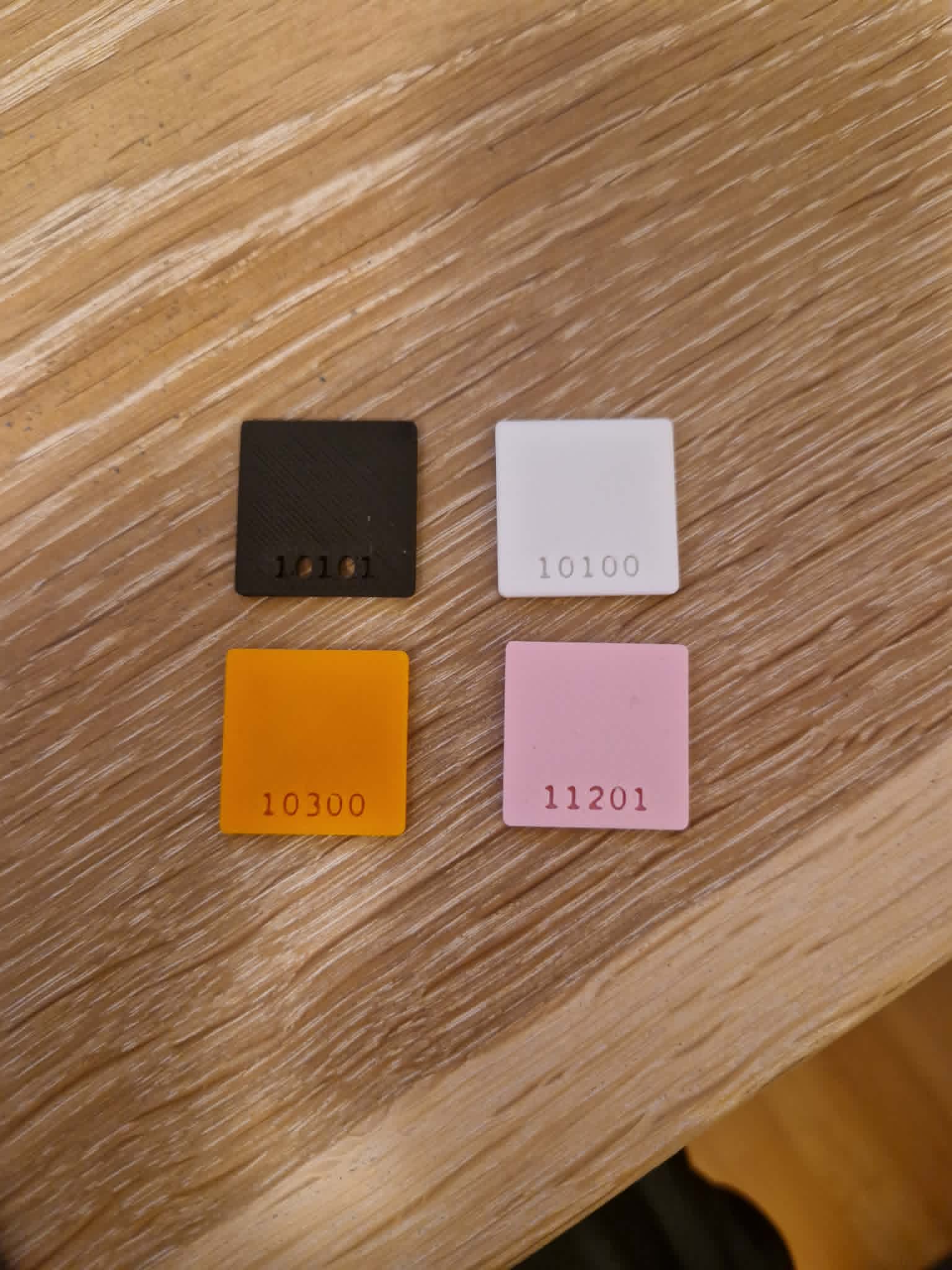4x color swatches only - 0.2mm layer, 2 walls, 15% infill