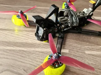 Nazgul 5 v2 battery and camera lens protection