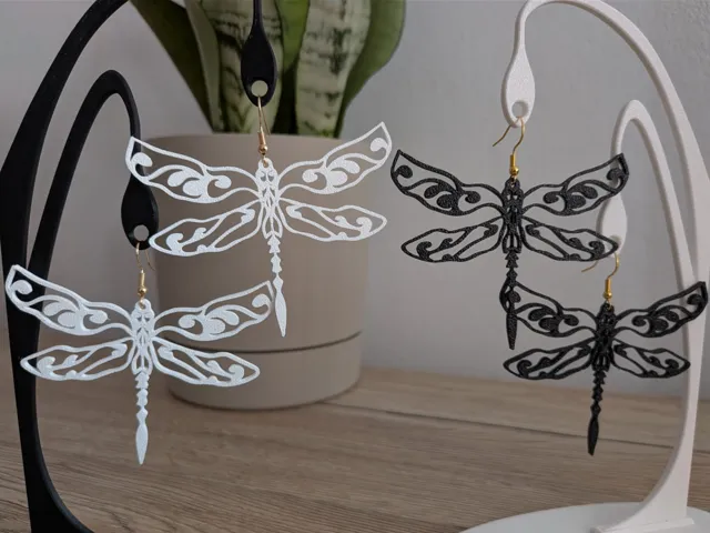 Dragonfly earrings v1