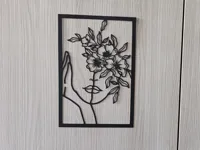 Silhouette de femme aux fleurs — photo 1