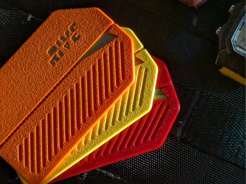 RIVE /// Emergency Utility Knife Credit Card