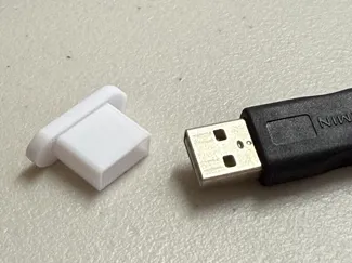 USB-A Plug (Female)
