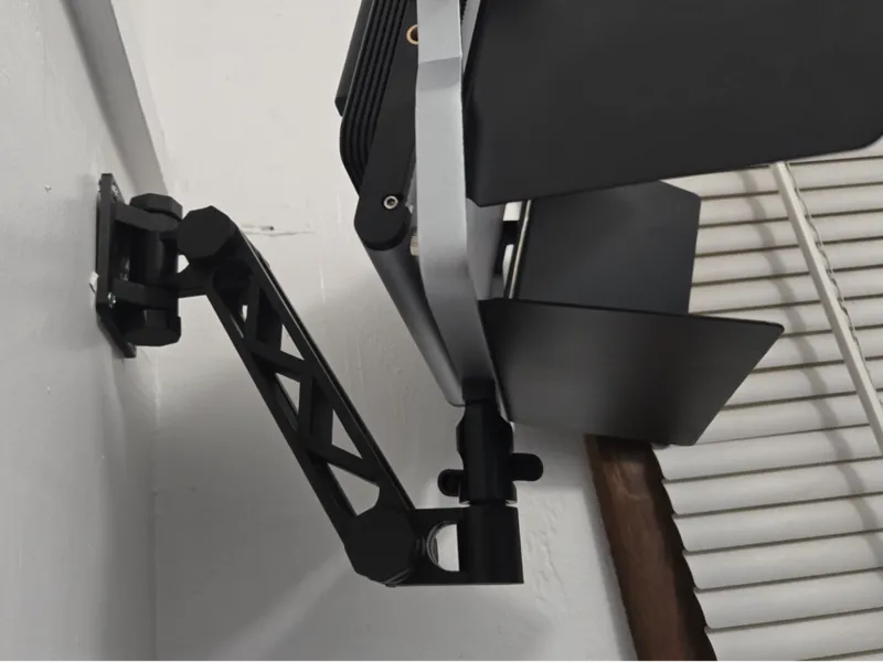 Articulating Wall Arm for Studio Light (5/8" Stud)