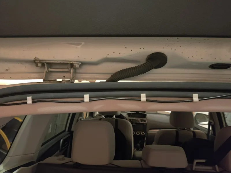 70mai dashcam mount and USB cable holder