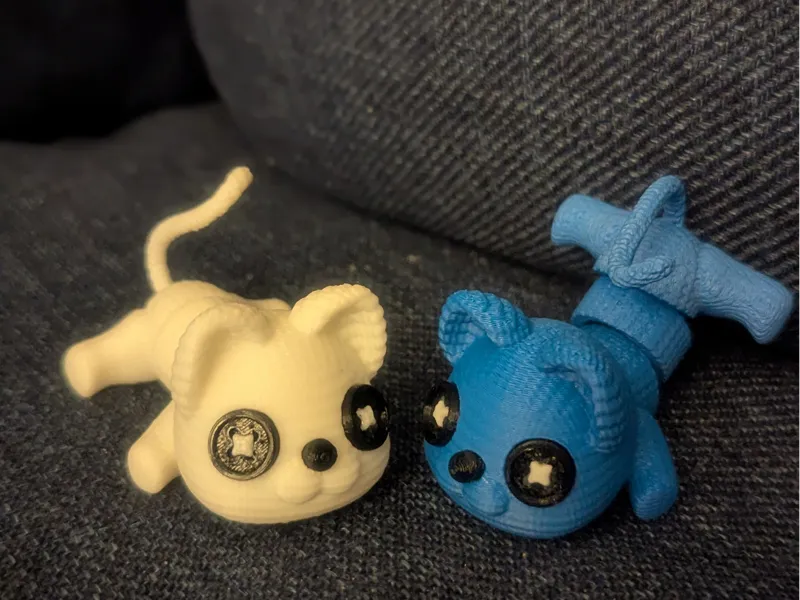 Knitted Flexi Cat