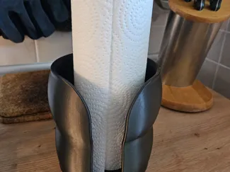 Kitchen roll holder
