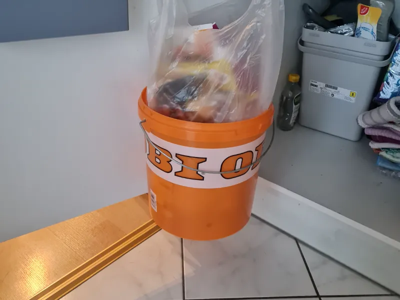 Obi Eimer Halterung (Obi bucket bracket)