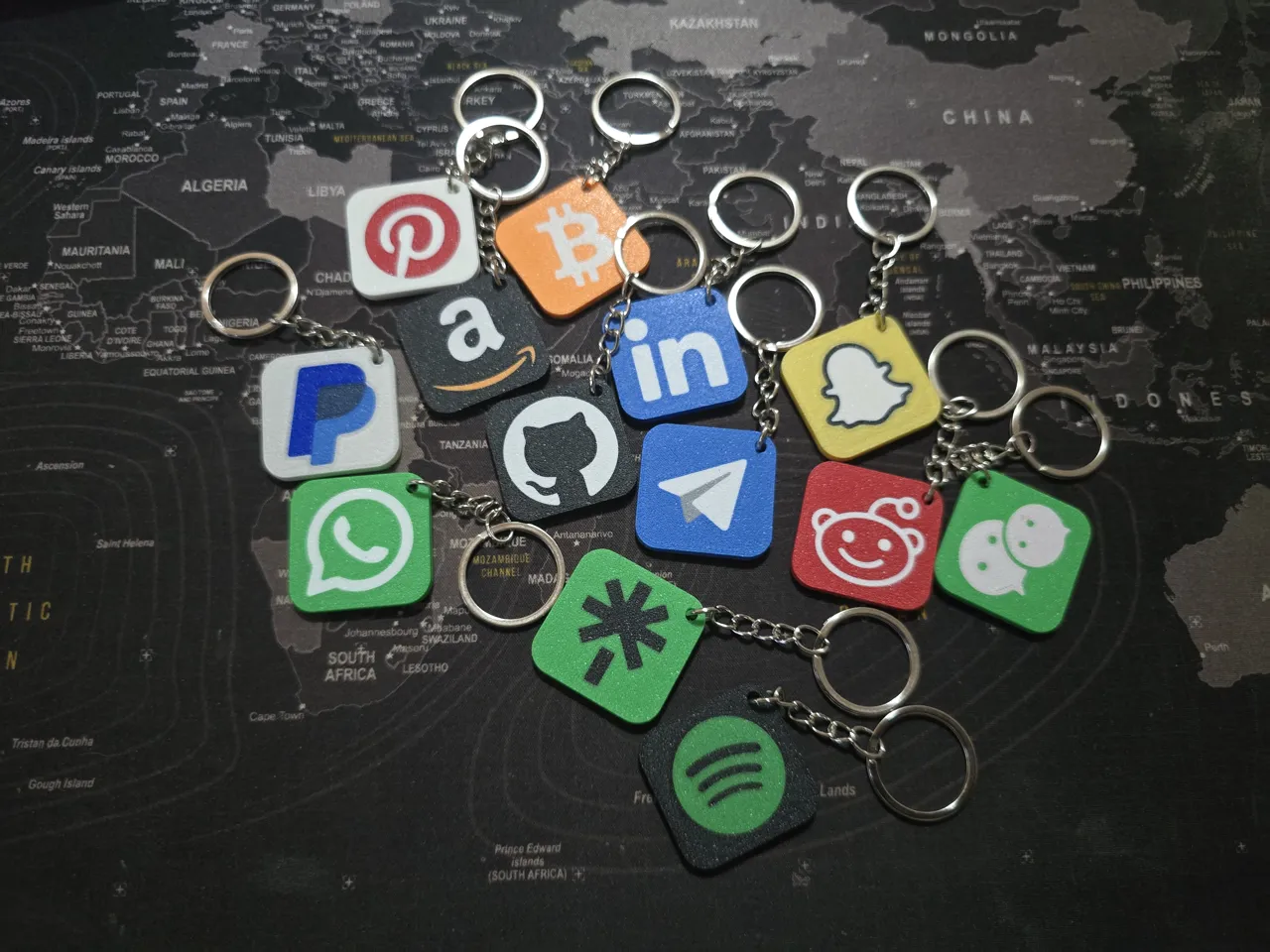 Social NFC keychain view 2