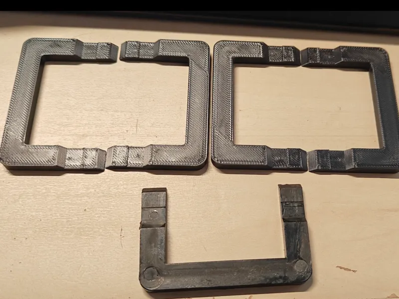 Kenworth W900L 16pin retention clip