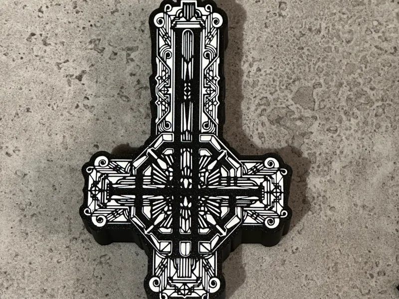 Ghost Grucifix Meliora Lamp