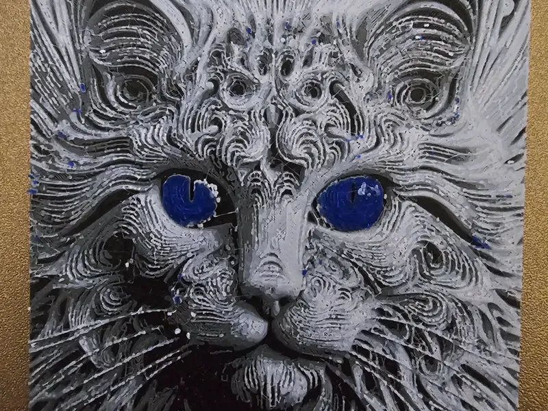 Beautiful hueforge cat with blue eyes.  