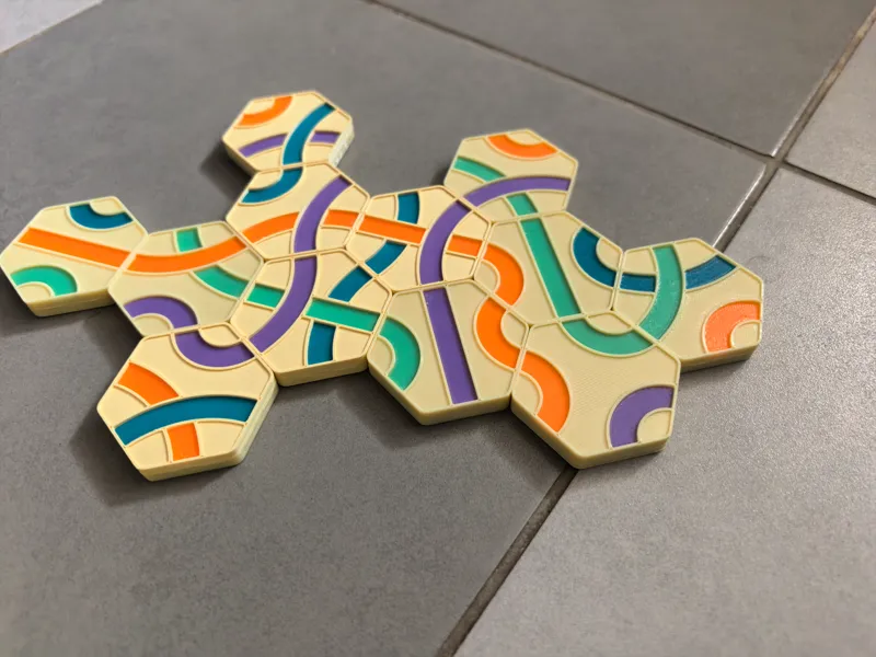 Tantrix magnetic boardgame