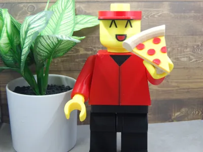 500% Brick - Roblox Elliot (8 Inches)