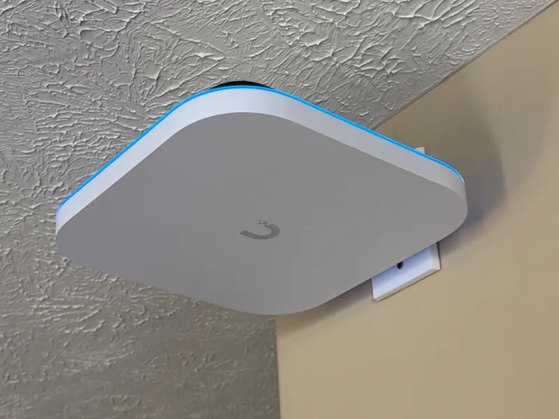 Unifi E7 Single Gang Wall or Desk Mount