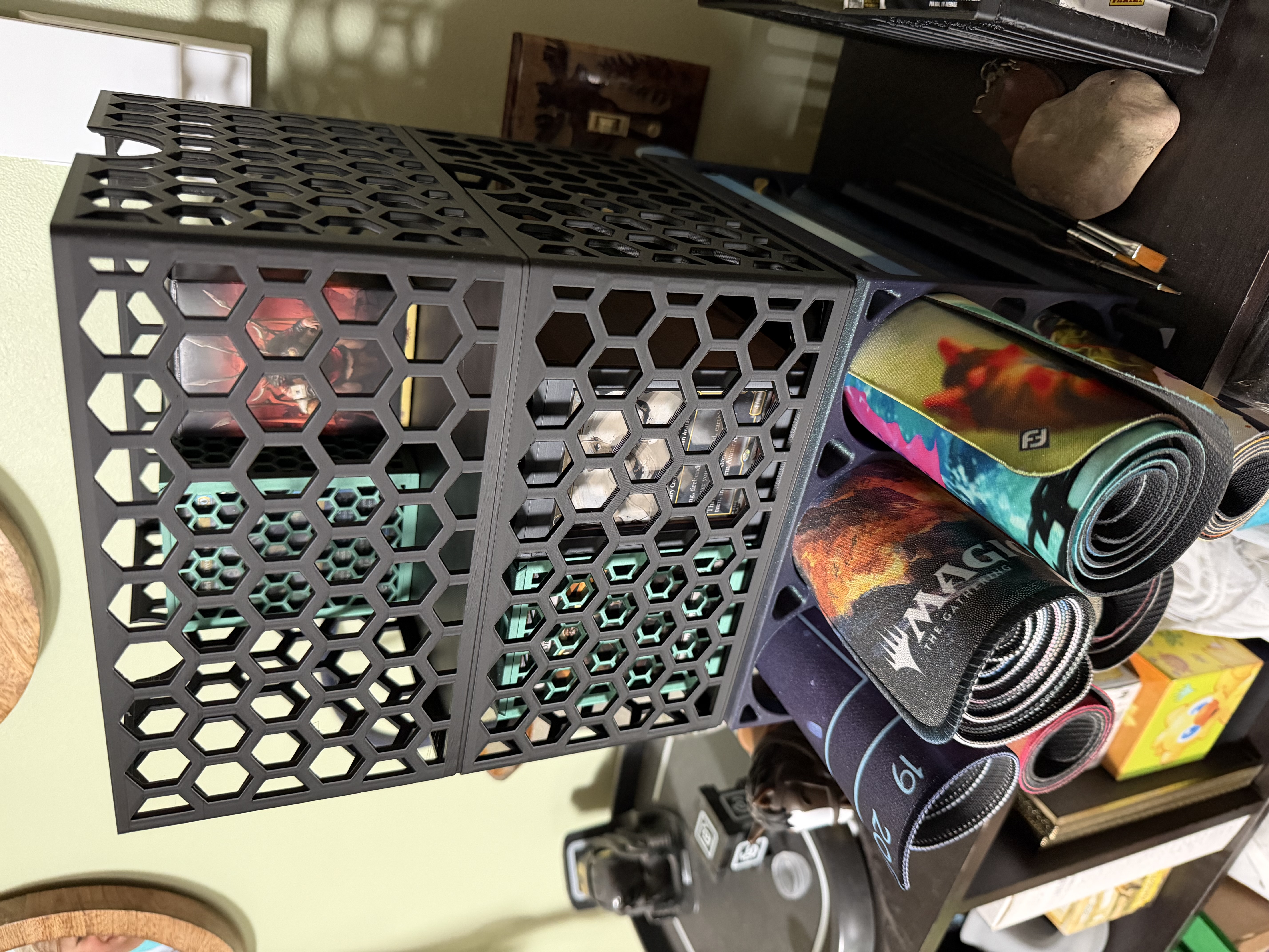 Miniatura 2 do modelo 3D Modular Playmat and Deck Storage for TCGs (MTG)