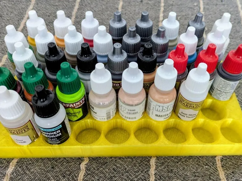 Paint holder for 40 18ml bottles