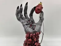 Statue Berserk – la Main de Dieu — photo 2