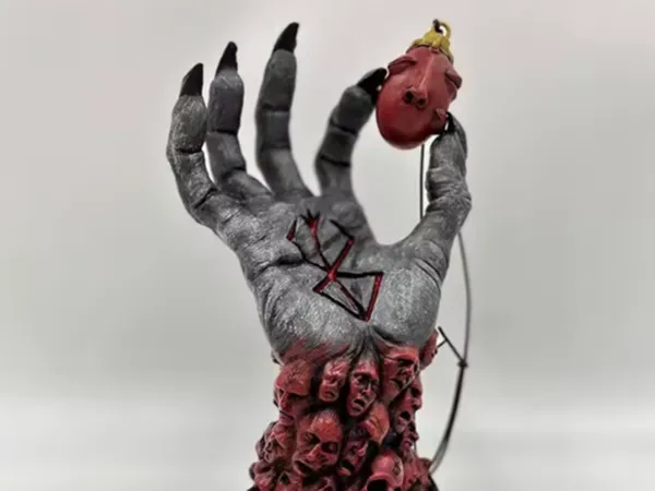Statue Berserk – la Main de Dieu