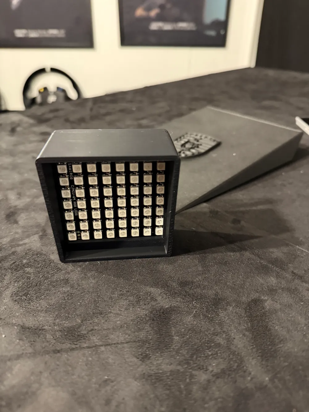 Sim Racing LED Flag / Gear by A1 Guy MakerWorld: Download Free 3D Models
