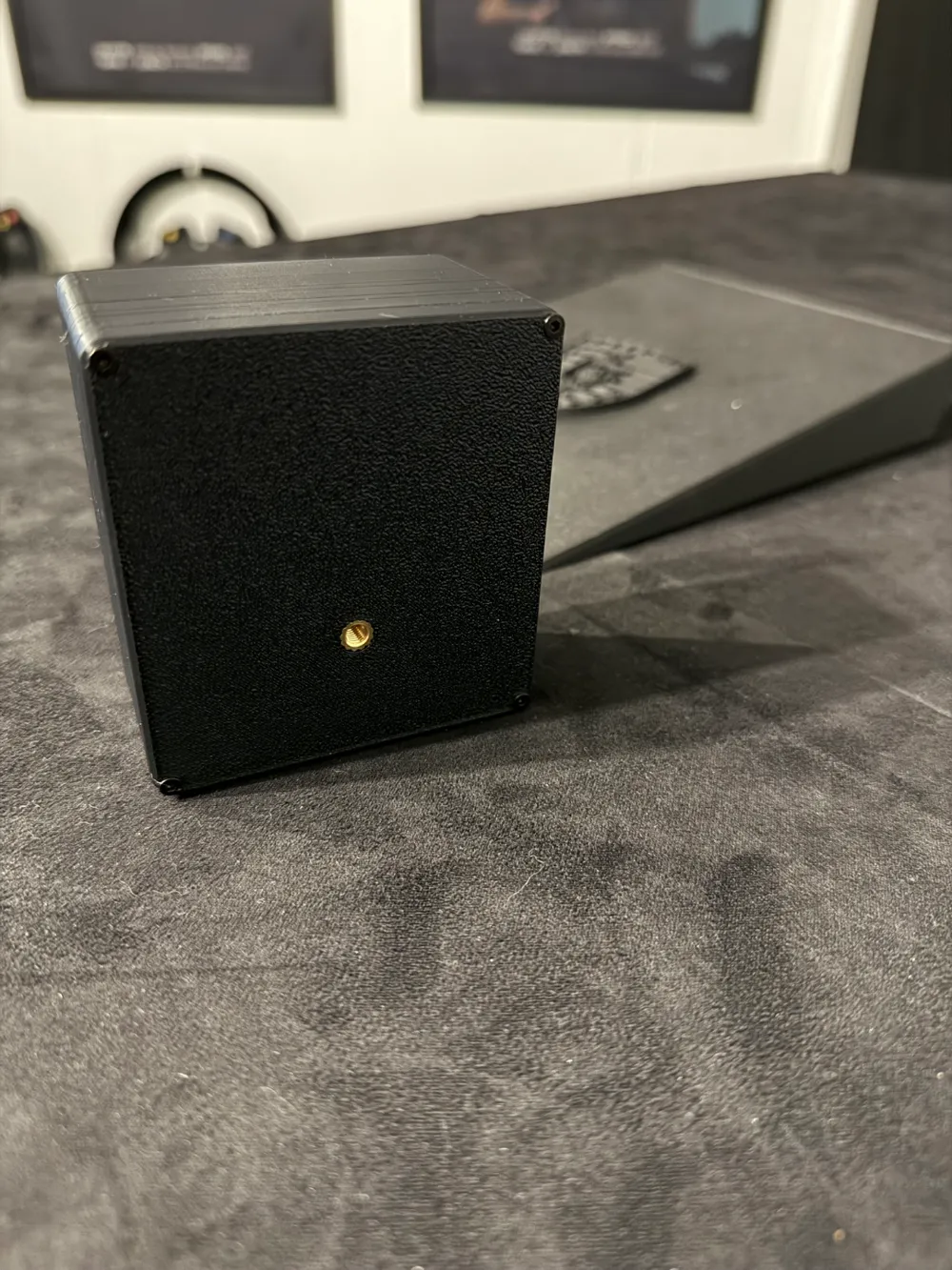 Sim Racing LED Flag / Gear by A1 Guy MakerWorld: Download Free 3D Models